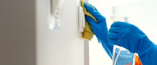 Schoonmaken om de hygiene te bevorderen