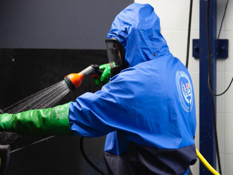 Arthur is een master bij schoonmaakbedrijf 12B Clean