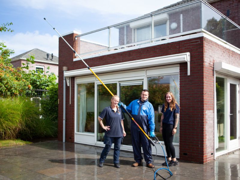 Gevelreiniging bij een particuliere woning of vakantiewoning