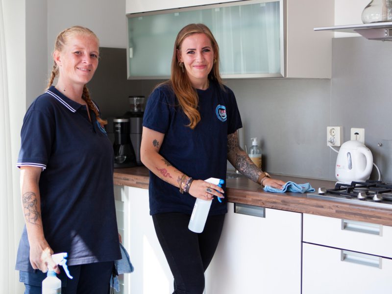 Reguliere schoonmaak door de workers